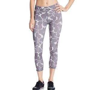 ROXY Cropped Fitness/Surf Leggings